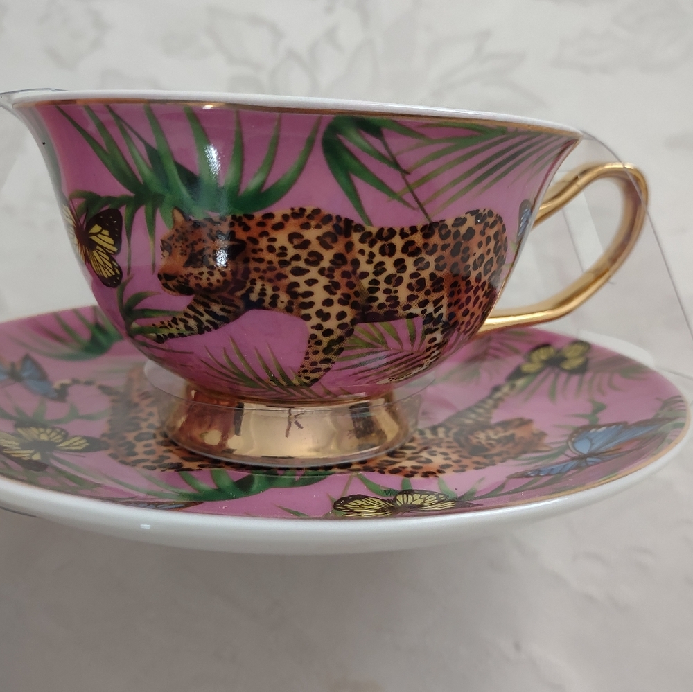 New 🆕 Grace Teaware Bone Porcelain Gold Leopard Butterflies Pink Cup Saucer